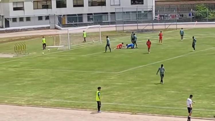 El insólito gol en contra de un arquero en Copa Ecuador