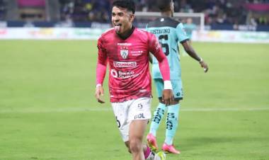 Así fue recibido Kendry Páez en el George Capwell, tras su caso de indisciplina en la Selección